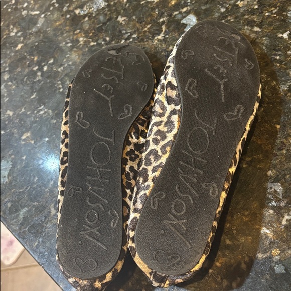 Betsey Johnson Animal Print Flats! Size 11 - Picture 5 of 5